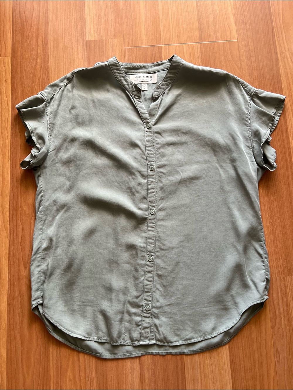 Cloth & Stone Anthropologie Lyocell Blouse Green M Fits L - Picture 2 of 10